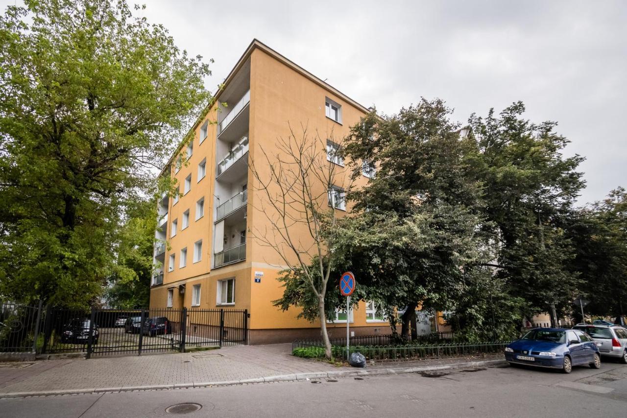 Апартаменты Apartament Debnicki Wawelofts Краков Экстерьер фото